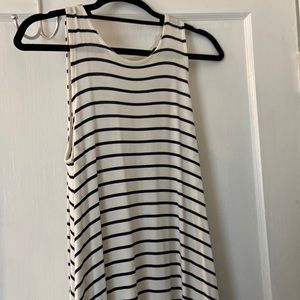 Melrose and Market White and navy striped dress with pockets!